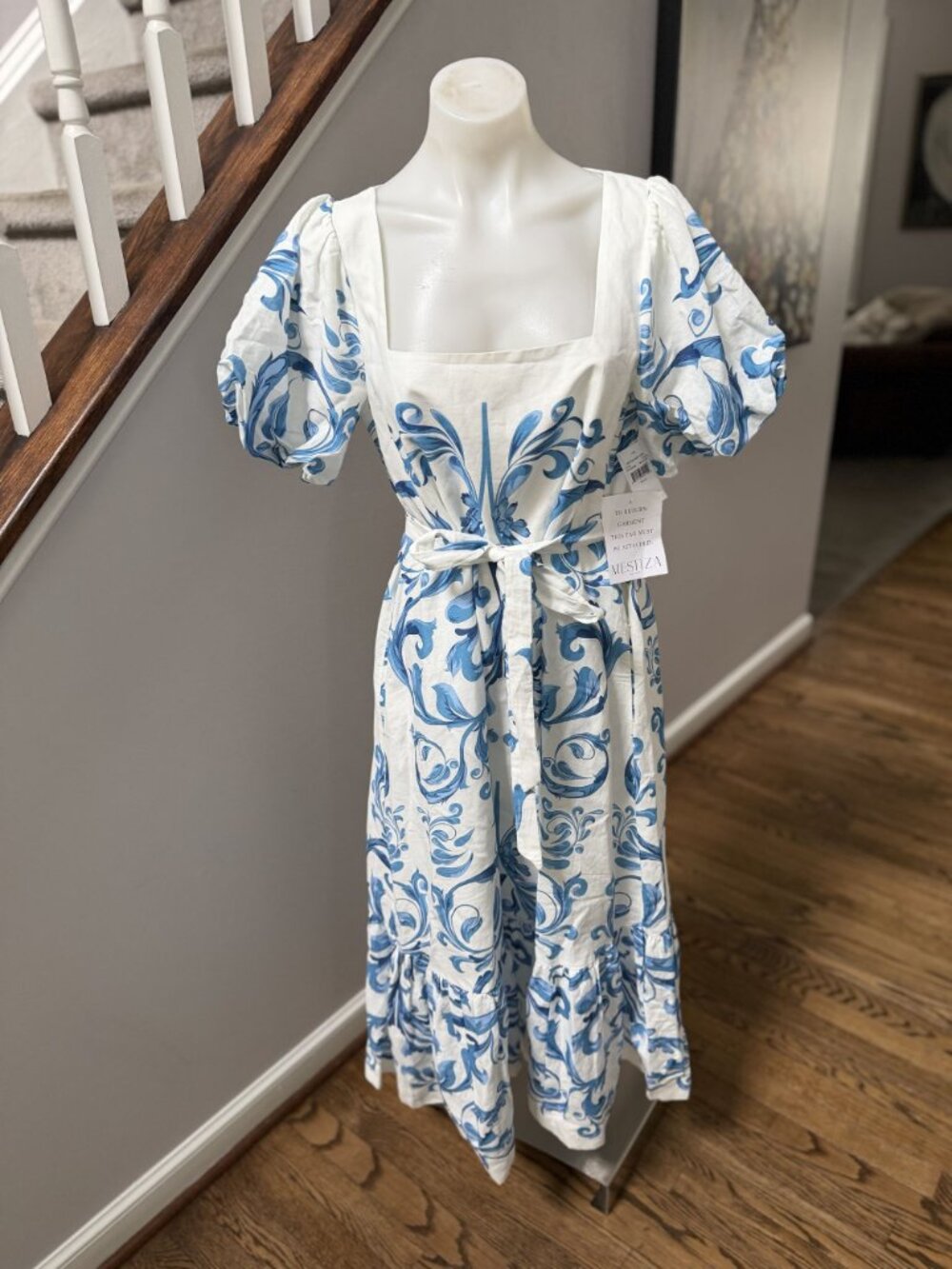 NWT Jasmine Midi Dress by Mestiza Medium